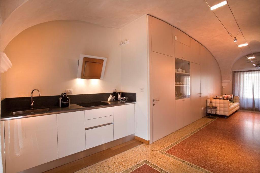 Anfite Luxury Apartment Volto San Luca 베로나 외부 사진